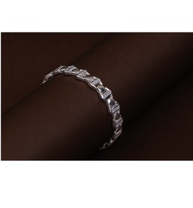สร้อยข้อมือแบบโซ่ขัดเงา SATVA SILVER เงินแท้ 64% เครื่องประดับแฟชั่นร่วมสมัยสำหรับงานปาร์ตี้ - Product Image 4