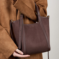 En stock, sac à main en cuir suédé véritable, marque privée, style rétro, hobo, grande capacité, sac à bandoulière pour femme, fabrication OEM ODM