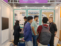 Panel Akustik Fiberglass Persegi Tahan Api Tahan Air Desain Modern untuk Penggunaan di Mal & Hotel