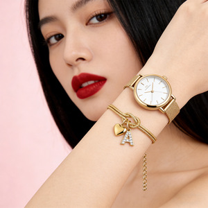 Nouveau bracelet tendance en acier inoxydable plaqué or 18 carats, design nœud concentrique, os de serpent, pendentif lettre entièrement serti de strass, <span class=keywords><strong>cadeau</strong></span> - Product Image 5