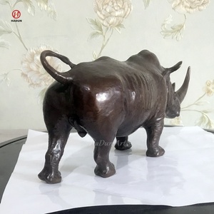 Customized Metal Craft Animal Figurines Small Bronze <strong>Rhino</strong> Sculptures Brass <strong>Rhino</strong> <strong>Statues</strong> for Table Decoration - Product Image 3