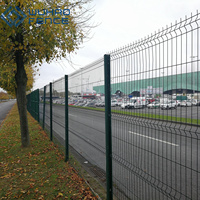 Clôture de sécurité en treillis soudé recouvert de PVC 3D incurvé sur mesure, facilement assemblable, panneau de clôture routière écologique