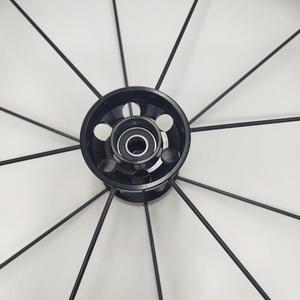 Fabrieksgroothandel 24*1 3/8 inch sportrolstoelwiel van aluminiumlegering, hoge snelheid, opblaasbaar wiel, kleur aanpasbaar - Product Image 6