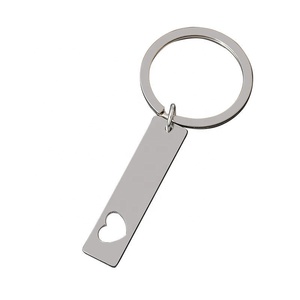 Llavero de Acero Inoxidable con Mosquetón de Diseño Vintage de Dibujos Animados, con Logotipo Grabado con Láser e Impresión UV a Color, Forma de Corazón, Venta al Por Mayor - Product Image 5