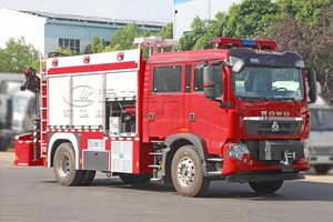 Camión <span class=keywords><strong>de</strong></span> <span class=keywords><strong>Bomberos</strong></span> <span class=keywords><strong>de</strong></span> Rescate <span class=keywords><strong>de</strong></span> Emergencia, Respuesta <span class=keywords><strong>de</strong></span> Emergencia <span class=keywords><strong>de</strong></span> Alto Rendimiento, Equipado con Grúa y Cabrestante Montados en el Manguito <span class=keywords><strong>de</strong></span> Dirección - Product Image 3
