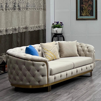 Ensemble de canapés de style moderne et luxueux pour salon, design simple et élégant