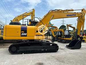 Excavadora de cadenas Komatsu PC200-10 usada con pocas horas de trabajo, 20 toneladas, eficiente en consumo de combustible, maquinaria de excavación japonesa para construcción urbana - Product Image 3