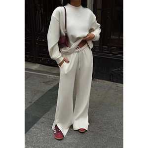 Pantalones de Traje Blancos Elegantes para Mujer - Product Image 4