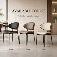 Chaise de salle à manger moderne en noyer à dossier incurvé, assise rembourrée noire avec structure métallique pour hôtel et restaurant