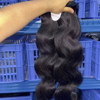 8-40 pouces Livraison rapide Meilleure qualité Meilleur prix Boucles Caribéennes Boucles Birmanes Boucles Indiennes Ondulations Naturelles Lisses comme des baguettes Style en vogue