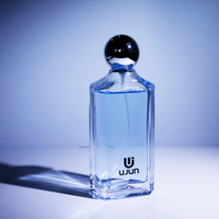 Chine usine directe 100ml bouteilles de parfum en forme de rectangle conception personnalisée bouteille en verre noir avec bouchon noir pompe pulvérisateur parfum