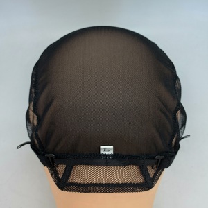 Capuchon de <span class=keywords><strong>perruque</strong></span> <span class=keywords><strong>en</strong></span> dentelle noire antimicrobienne réglable <span class=keywords><strong>en</strong></span> silicone réutilisable pour les patients atteints de cancer Capuchon de cheveux <span class=keywords><strong>en</strong></span> fibre de <span class=keywords><strong>bambou</strong></span> - Product Image 4