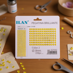 Ilan Adesivi Brillanti 8mm Giallo Banana 220pz Confezione Grande - Product Image 2