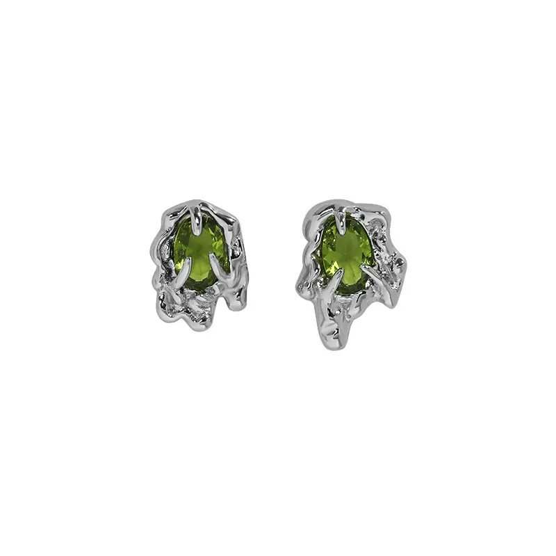 Fine Spiritual Woman Korean Hypoallergenic Fashion Wholesale Jewelry s925 925 sterling silver green olivine stone stud earrings