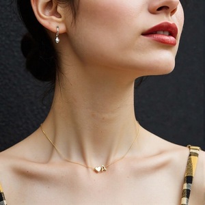 Collier minimaliste élégant de style occidental avec pendentif lettre anglaise pour femme - Product Image 2