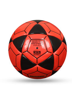 Balón de fútbol de PVC personalizado de alta calidad tamaño oficial 4 y 5 hecho con cuero PU para entrenar para entusiastas del fútbol - Product Image 2