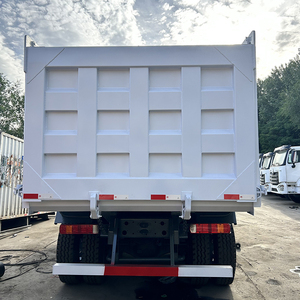 Camion Ribaltabile 8x4 a Prezzo Conveniente, Sinotruck Cinese 371 6x4 F3000 Howo in Vendita - Product Image 6