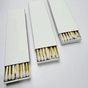 Caja de fósforos largos de seguridad con logotipo personalizado, fósforos de alta calidad, duraderos, ecológicos y resistentes al agua para uso en hoteles y velas. - Product Image 1
