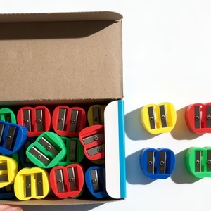Offre Spéciale : Mini Taille-Crayon Manuel en Forme de Pomme, Léger et Portable, Couleurs Assorties pour l'École, la Salle de Classe et les Cadeaux de Fête - Product Image 2