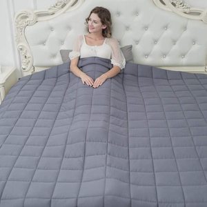 <span class=keywords><strong>Couverture</strong></span> <span class=keywords><strong>lestée</strong></span> en coton matelassé avec perles de verre lourdes de qualité supérieure, personnalisable, pour la maison et l'hôtel, pour adultes, fournie directement par l'usine - Product Image 2