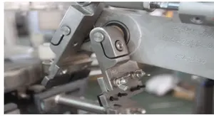 Автоматическая вертикальная машина упаковки стирального порошка муки моющего средства