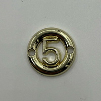 Plaques métalliques personnalisées à coudre pour vêtements, avec chiffre 5 creux, cadre circulaire doré poli écologique, accessoires de quincaillerie