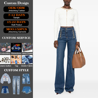 Jeans évasés en denim bleu classique taille haute OEM/ODM pour femmes, sexy pour l'été, avec décoration boutons et rivets