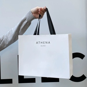 Bolsas de Regalo Cosméticas Personalizadas <span class=keywords><strong>al</strong></span> <span class=keywords><strong>por</strong></span> <span class=keywords><strong>Mayor</strong></span> Baratas de Fábrica China con Logotipo, Bolsa de Compras de Papel Duro para Navidad Personalizada - Product Image 6