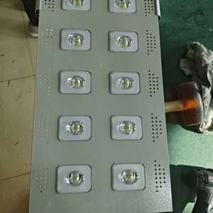 Vente flash - Lampe <span class=keywords><strong>solaire</strong></span> tout-en-un de haute qualité - Product Image 5