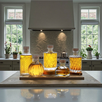 Mini bouteilles en verre de haute qualité pour l'aromathérapie de parfum de liqueur de whisky de vodka avec des bouchons de liège-50ml 100ml 150ml 200ml