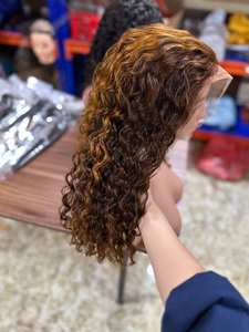 EN PROMOTION Perruque Highlight Bouclée Brun <span class=keywords><strong>Foncé</strong></span> Pré-Pluckée Transparente 13X4 Lace Front Wig Piano Mixes <span class=keywords><strong>Blond</strong></span> Miel Cheveux Humains - Product Image 6