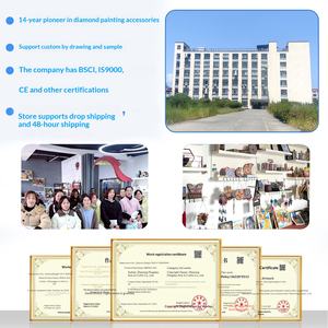 Pendentif double face en <span class=keywords><strong>peinture</strong></span> <span class=keywords><strong>de</strong></span> diamant Hibou et <span class=keywords><strong>Chien</strong></span> floral - Carillon <span class=keywords><strong>de</strong></span> vent scintillant pour la décoration intérieure - Product Image 3