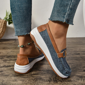 Chaussures décontractées britanniques à enfiler pour femme, à semelle épaisse, avec boucle métallique, en tissu, grande taille, pour l'automne - Product Image 4