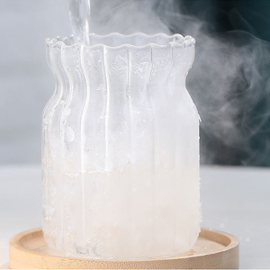 Botellas de Vidrio Acanalado Resistentes al Calor con Borde Ondulado, Vasos de Vidrio de Borosilicato de Alta Calidad <span class=keywords><strong>para</strong></span> Jugo, Leche y Café - Product Image 3