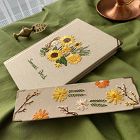 Carnet de notes personnalisé, sac fourre-tout brodé, coffret cadeau, portefeuille en lin fait main, livre à motif floral, porte-monnaie vintage