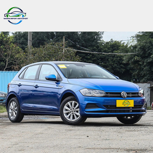 Volkswagen <span class=keywords><strong>Polo</strong></span> Plus 2023 - Hatchback Multifunzione con Sedili in Pelle-Tessuto e Finiture Piano Black - Auto Usata per Pendolarismo Quotidiano - Product Image 4