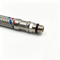 Tuyau d'alimentation tressé OEM ODM en acier inoxydable 304, 1/2" F x M10, avec tube intérieur EPDM et écrou en laiton nickelé, connecteur flexible