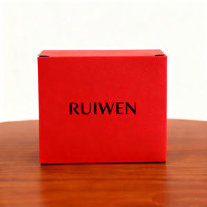 Carpeta Personalizada de Materiales Reciclados con Recubrimiento UV para Perfumes y Auriculares de Alta Gama, con Grabado en Relieve y Doble Inserto - Product Image 2