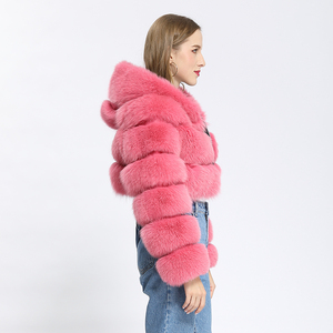 <span class=keywords><strong>Di</strong></span> nuovo Modo Con Cappuccio <span class=keywords><strong>di</strong></span> <span class=keywords><strong>Volpe</strong></span> Cappotto <span class=keywords><strong>di</strong></span> <span class=keywords><strong>Pelliccia</strong></span> <span class=keywords><strong>di</strong></span> Inverno Caldo <span class=keywords><strong>di</strong></span> Alta Reale della <span class=keywords><strong>Pelliccia</strong></span> <span class=keywords><strong>di</strong></span> Fox Delle Donne <span class=keywords><strong>di</strong></span> Stile Breve Con Cappuccio Cappotto <span class=keywords><strong>di</strong></span> <span class=keywords><strong>Pelliccia</strong></span> <span class=keywords><strong>di</strong></span> <span class=keywords><strong>Volpe</strong></span> - Product Image 2