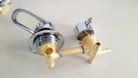 Robinet de mélange multifonctionnel à cascade 4 voies, robinet de commande en laiton, panneau de douche, robinet