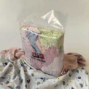 Paños de limpieza industriales universales, trapos de camiseta de color claro recuperados, trapos de algodón para limpieza - Product Image 1