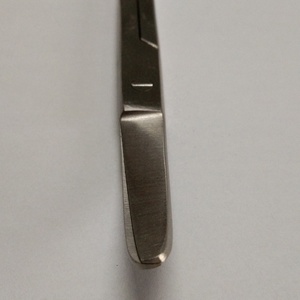 Ciseaux de pansement CVD à bout arrondi, instrument chirurgical en acier inoxydable, outil médical professionnel pour usage hospitalier - Product Image 5