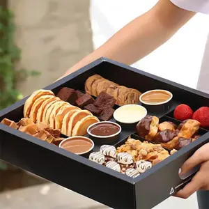 Op Maat Gemaakte Groothandel Black Party Chocolade Favoriete Doos Grazing Box Catering Verpakking Platter Box Met Dakspaan