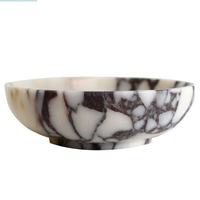 Luxe ecologische decoratieve fruitschaal van natuurlijk Calacatta Viola travertijn, gepolijst, landelijke stijl, voor noten en gedroogd fruit