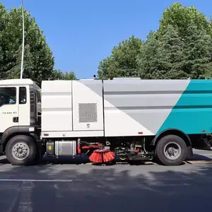 Howo 4x2 caminhão de limpeza da rua escova hidráulica do aeroporto da estrada