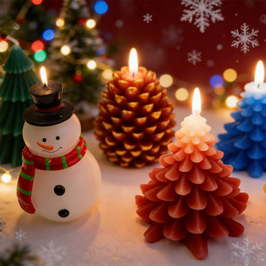 Vela Perfumada con Aroma a Árbol de Navidad Hecha a Mano, Fabricante Mayorista, Colores, Sin Perfume, Artículos Novedosos, Velas de Árbol de Navidad - Product Image 4