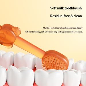 Cepillo de Dientes de Silicona Suave con Cerdas en Forma de U para Limpieza Bucal y de Lengua de Bebés Recién Nacidos, Paquete de Tres - Product Image 4