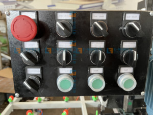 เครื่องเจาะกระจก CNC 3 หัว ความแม่นยำสูง 380V โครงเหล็ก พร้อมระบบแกะสลักอัตโนมัติ สำหรับการแปรรูปกระจกขนาด 3-19 มม. - Product Image 3