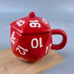 Mug à café en céramique 3D Critical Hit D20 avec couvercle, capacité 301-400 ml, style dessin animé, idéal pour les cadeaux - Product Image 4