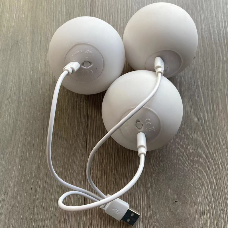 Palla da giocoleria LED ricaricabile - Diametro 6,8 cm